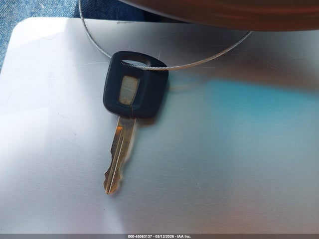 Aukcja sprzedaży 1998 Lincoln Town Car Signature, vin: 1LNFM82W0WY723187, numer aukcji: 45063137