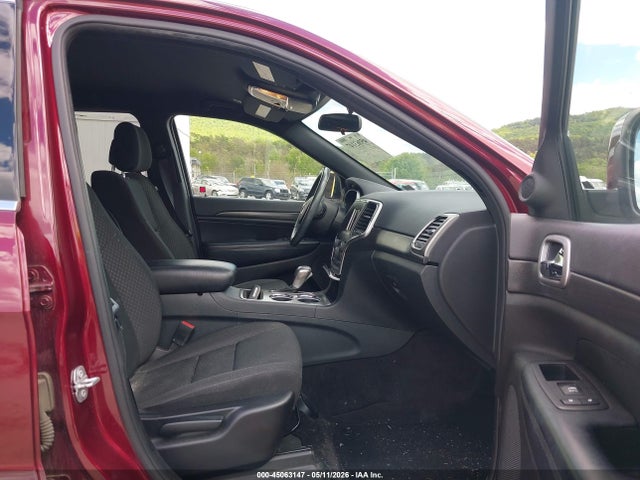 45063147 :رقم المزاد ، 1C4RJFAG0JC298102 vin ، 2018 Jeep Grand Cherokee Laredo E 4x4 مزاد بيع