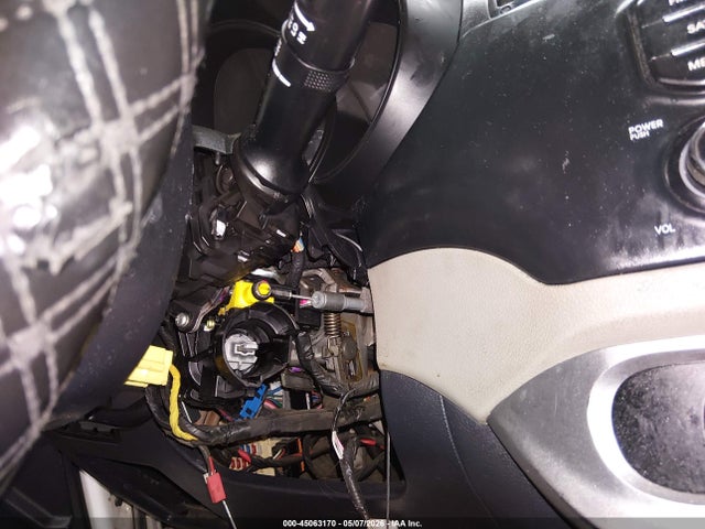 KNADM4A32E6394737 KIA RIO LX