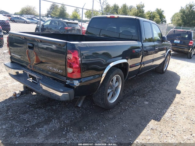 2004 Chevrolet Silverado 1500 Ls მანქანა იყიდება აუქციონზე, vin: 2GCEC19T741303917, აუქციონის ნომერი: 45063187