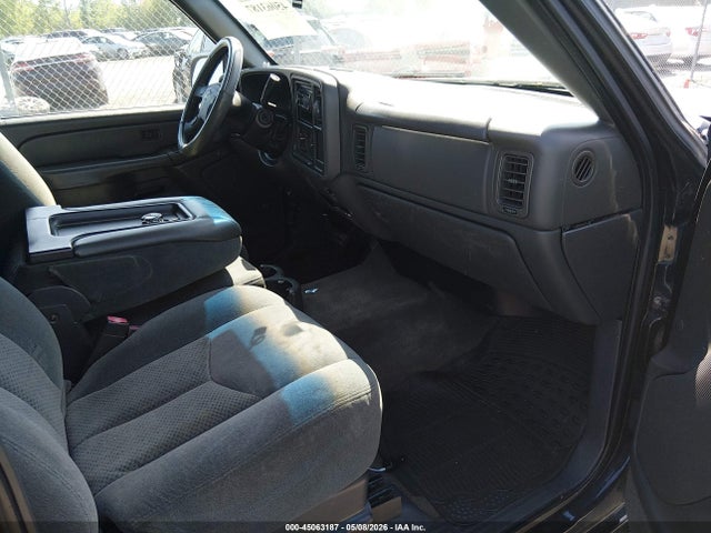 2004 Chevrolet Silverado 1500 Ls მანქანა იყიდება აუქციონზე, vin: 2GCEC19T741303917, აუქციონის ნომერი: 45063187