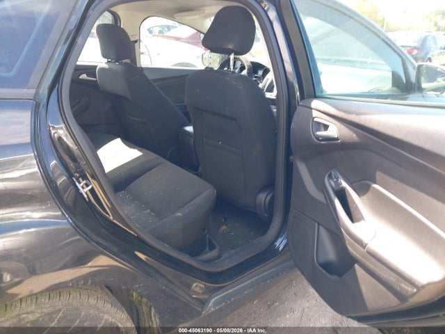 Ford FOCUS SE 2015 1FADP3F20FL372085 Image 8