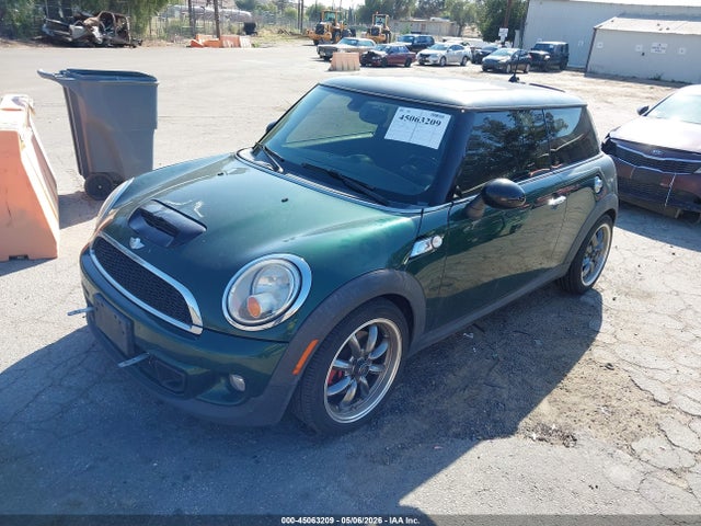 Продажа на аукционе авто 2011 Mini Cooper S, vin: WMWSV3C56BTY24540, номер лота: 45063209