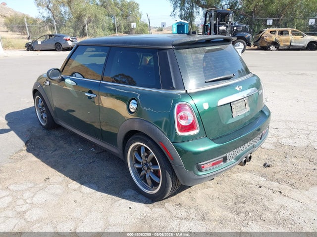Продажа на аукционе авто 2011 Mini Cooper S, vin: WMWSV3C56BTY24540, номер лота: 45063209
