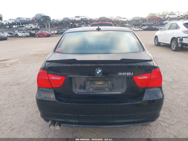 2011 Bmw 328i Xdrive მანქანა იყიდება აუქციონზე, vin: WBAPK5C51BF122117, აუქციონის ნომერი: 45063264