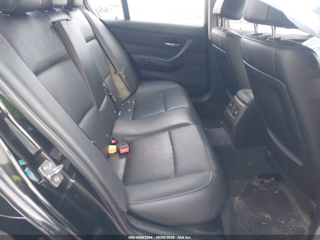 2011 Bmw 328i Xdrive მანქანა იყიდება აუქციონზე, vin: WBAPK5C51BF122117, აუქციონის ნომერი: 45063264