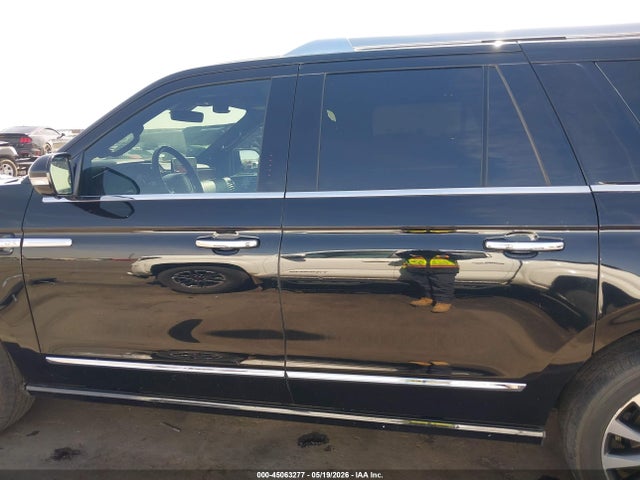 5LMJJ3HT8JEL08113 Lincoln Navigator L Select