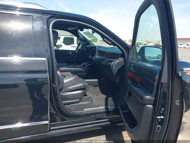 5LMJJ3HT8JEL08113 Lincoln Navigator L Select
