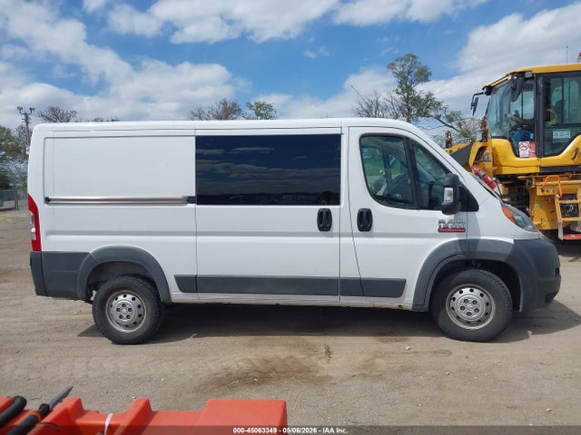 2018 Ram Promaster 1500 Low Roof 136 Wb მანქანა იყიდება აუქციონზე, vin: 3C6TRVAG2JE145052, აუქციონის ნომერი: 45063349