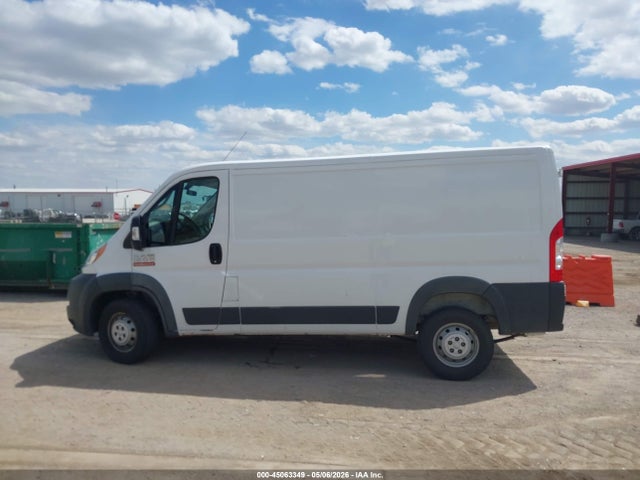 2018 Ram Promaster 1500 Low Roof 136 Wb მანქანა იყიდება აუქციონზე, vin: 3C6TRVAG2JE145052, აუქციონის ნომერი: 45063349