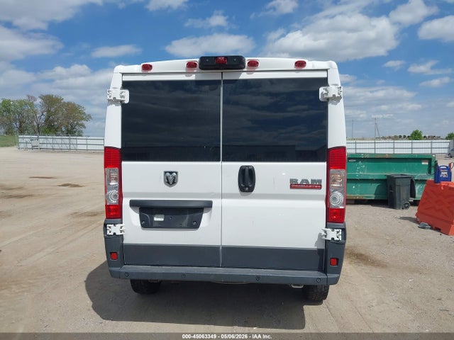 2018 Ram Promaster 1500 Low Roof 136 Wb მანქანა იყიდება აუქციონზე, vin: 3C6TRVAG2JE145052, აუქციონის ნომერი: 45063349