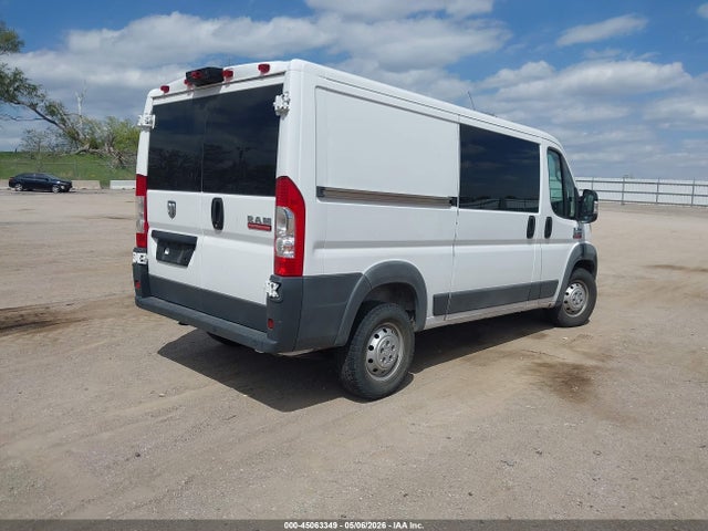 2018 Ram Promaster 1500 Low Roof 136 Wb მანქანა იყიდება აუქციონზე, vin: 3C6TRVAG2JE145052, აუქციონის ნომერი: 45063349