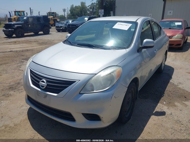3N1CN7AP7EL803419 Nissan Versa 1.6 Sv