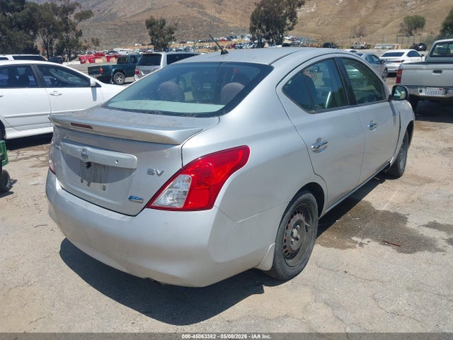 3N1CN7AP7EL803419 Nissan Versa 1.6 Sv