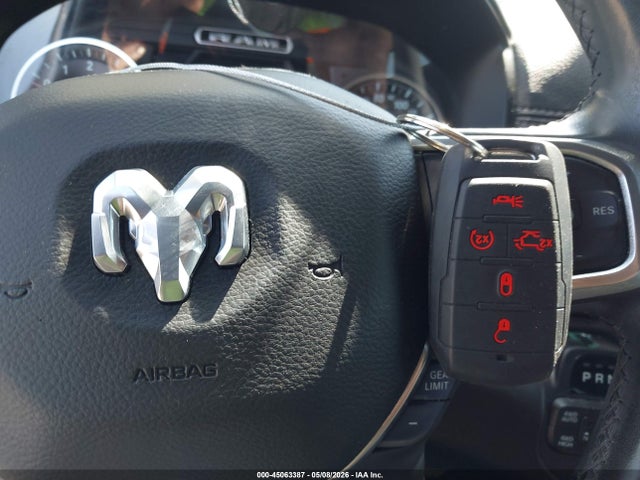 Продаж на аукціоні авто 2019 Ram 1500 Laramie  4x4 5'7 Box, vin: 1C6SRFJT7KN725585, номер лоту: 45063387