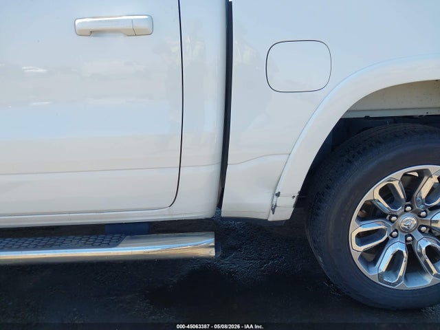Продаж на аукціоні авто 2019 Ram 1500 Laramie  4x4 5'7 Box, vin: 1C6SRFJT7KN725585, номер лоту: 45063387