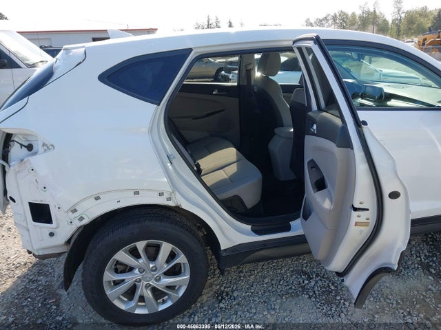 Hyundai TUCSON SE 2019 KM8J2CA41KU029659 Image 8