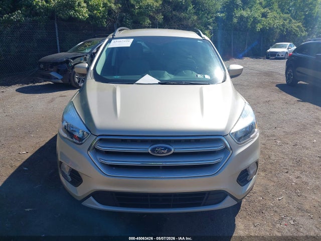 1FMCU9GD9JUC54424 Ford ESCAPE SE