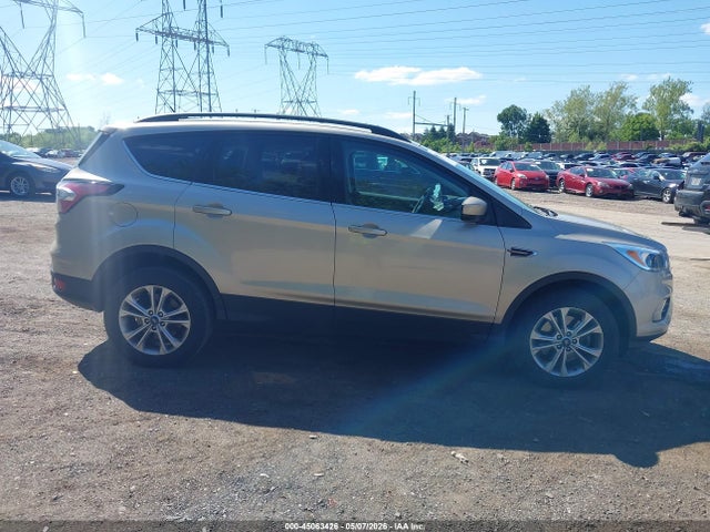 1FMCU9GD9JUC54424 Ford ESCAPE SE