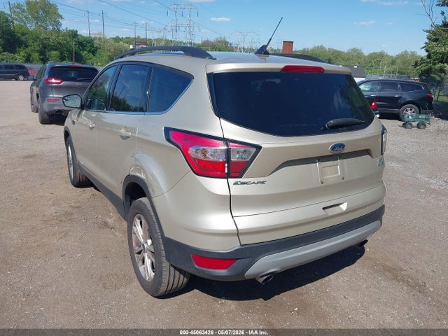 1FMCU9GD9JUC54424 Ford ESCAPE SE