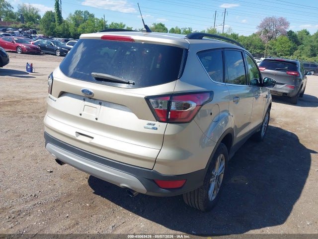1FMCU9GD9JUC54424 Ford ESCAPE SE
