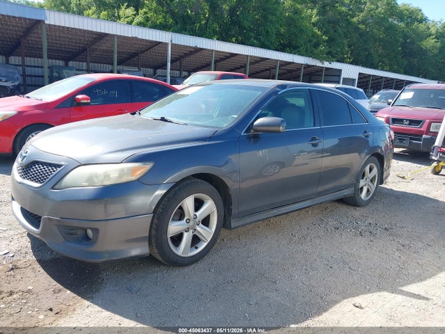 2010 Toyota Camry Se მანქანა იყიდება აუქციონზე, vin: 4T1BF3EK5AU045606, აუქციონის ნომერი: 45063437