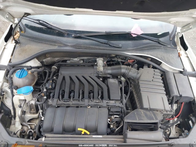 2013 Volkswagen Passat 3.6l V6 Sel Premium მანქანა იყიდება აუქციონზე, vin: 1VWCM7A35DC071134, აუქციონის ნომერი: 45063460