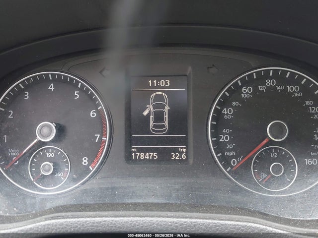 2013 Volkswagen Passat 3.6l V6 Sel Premium მანქანა იყიდება აუქციონზე, vin: 1VWCM7A35DC071134, აუქციონის ნომერი: 45063460