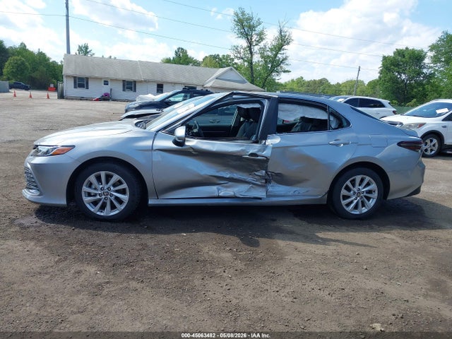 2024 Toyota Camry Le მანქანა იყიდება აუქციონზე, vin: 4T1R11AK5RU224893, აუქციონის ნომერი: 45063482