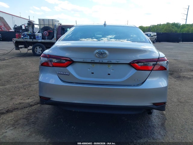 2024 Toyota Camry Le მანქანა იყიდება აუქციონზე, vin: 4T1R11AK5RU224893, აუქციონის ნომერი: 45063482