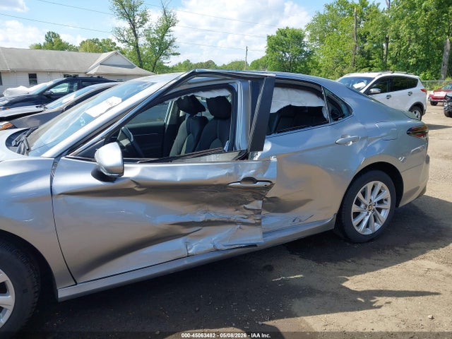2024 Toyota Camry Le მანქანა იყიდება აუქციონზე, vin: 4T1R11AK5RU224893, აუქციონის ნომერი: 45063482