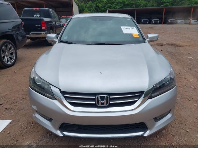 Продажа на аукционе авто 2015 Honda Accord Touring, vin: 1HGCR3F98FA027753, номер лота: 45063487