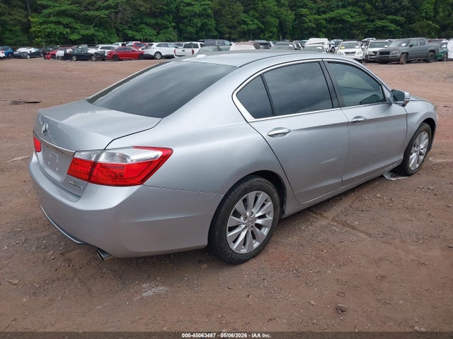 Продажа на аукционе авто 2015 Honda Accord Touring, vin: 1HGCR3F98FA027753, номер лота: 45063487