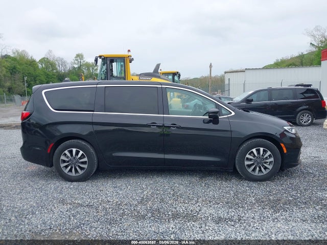 Продажа на аукционе авто 2023 Chrysler Pacifica Hybrid Touring L, vin: 2C4RC1L7XPR592455, номер лота: 45063557