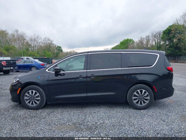 Продажа на аукционе авто 2023 Chrysler Pacifica Hybrid Touring L, vin: 2C4RC1L7XPR592455, номер лота: 45063557
