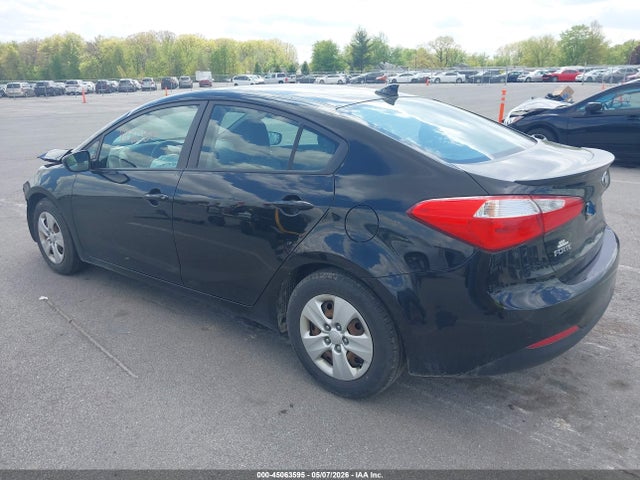 Продажа на аукционе авто 2015 Kia Forte Lx, vin: KNAFK4A63F5434808, номер лота: 45063595