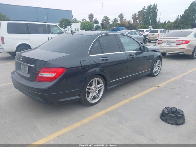 2012 Mercedes-benz C 250 Sport მანქანა იყიდება აუქციონზე, vin: WDDGF4HBXCR238860, აუქციონის ნომერი: 45063603