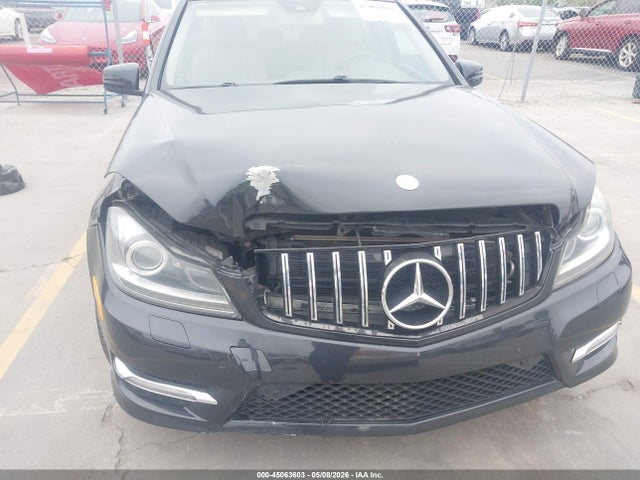 2012 Mercedes-benz C 250 Sport მანქანა იყიდება აუქციონზე, vin: WDDGF4HBXCR238860, აუქციონის ნომერი: 45063603