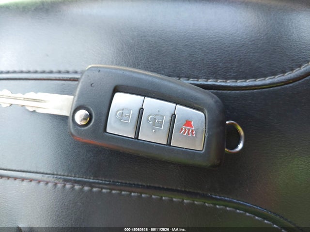 JN1BJ1AV5MW303285 Nissan Rogue Sport S Fwd Xtronic Cvt