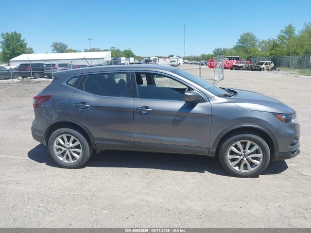 JN1BJ1AV5MW303285 Nissan Rogue Sport S Fwd Xtronic Cvt