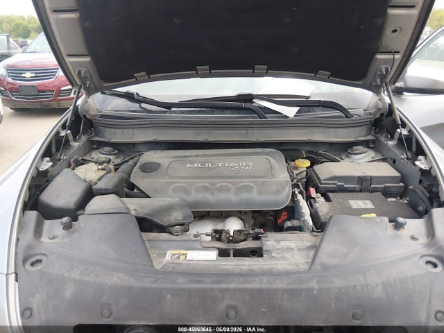 2015 Jeep Cherokee Limited მანქანა იყიდება აუქციონზე, vin: 1C4PJMDB5FW633999, აუქციონის ნომერი: 45063645