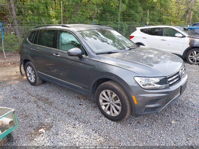 2018 Volkswagen Tiguan 2.0t Se/2.0t Sel მანქანა იყიდება აუქციონზე, vin: 3VV3B7AX5JM134854, აუქციონის ნომერი: 45063684