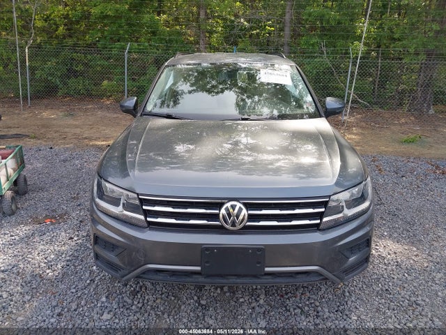 2018 Volkswagen Tiguan 2.0t Se/2.0t Sel მანქანა იყიდება აუქციონზე, vin: 3VV3B7AX5JM134854, აუქციონის ნომერი: 45063684