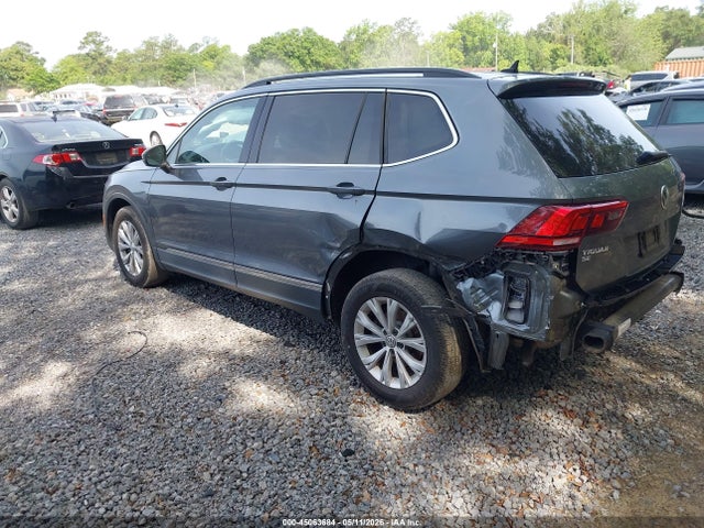 2018 Volkswagen Tiguan 2.0t Se/2.0t Sel მანქანა იყიდება აუქციონზე, vin: 3VV3B7AX5JM134854, აუქციონის ნომერი: 45063684