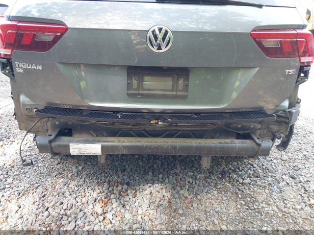 2018 Volkswagen Tiguan 2.0t Se/2.0t Sel მანქანა იყიდება აუქციონზე, vin: 3VV3B7AX5JM134854, აუქციონის ნომერი: 45063684
