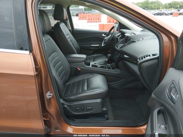 Продажа на аукционе авто 2017 Ford Escape Titanium, vin: 1FMCU0J91HUB59012, номер лота: 45063688