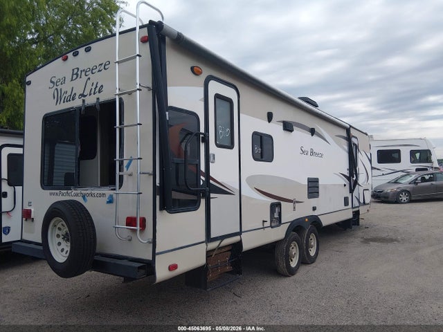 5UYLS3326JR023337 Pacific Coach Works Sea Breeze