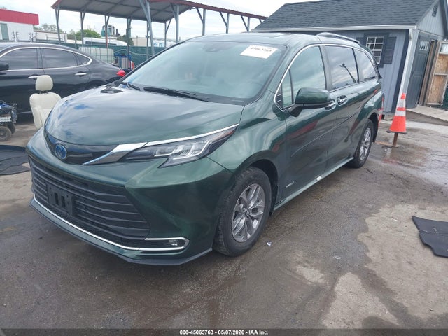 2021 Toyota Sienna Xle მანქანა იყიდება აუქციონზე, vin: 5TDYRKEC7MS074509, აუქციონის ნომერი: 45063763