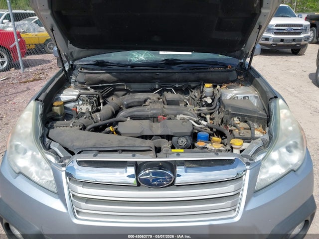 Продаж на аукціоні авто 2014 Subaru Outback 2.5i Limited, vin: 4S4BRBLC1E3215971, номер лоту: 45063779