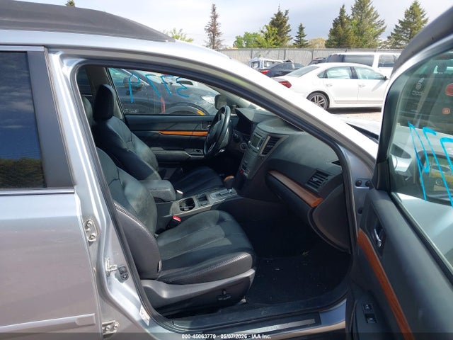 Продаж на аукціоні авто 2014 Subaru Outback 2.5i Limited, vin: 4S4BRBLC1E3215971, номер лоту: 45063779